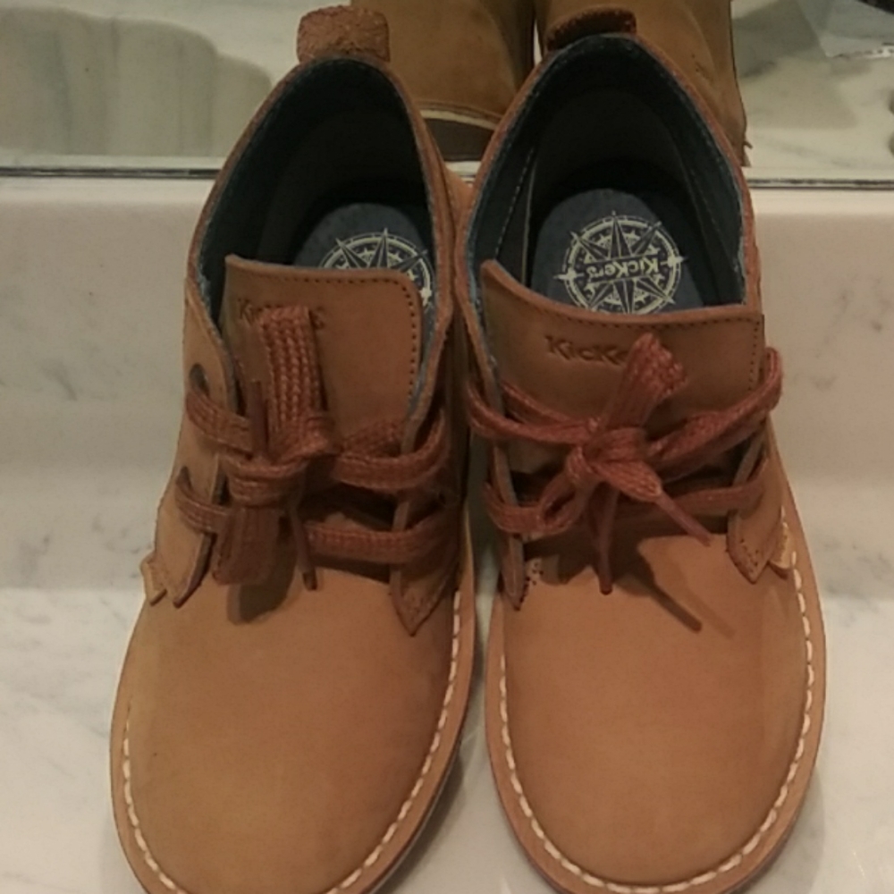 Kicker's kids shoes
